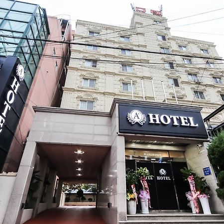Geoje A-Plus Hotel Extérieur photo